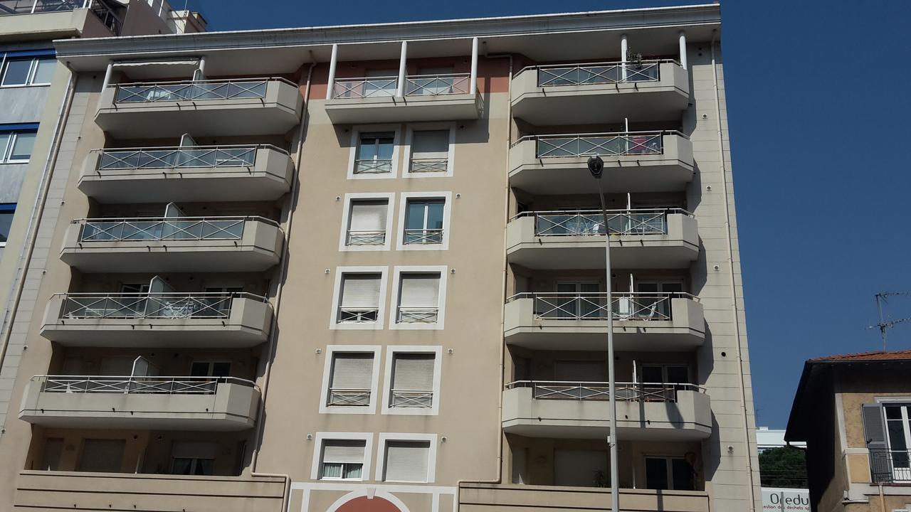 Parvis De La Mer, 50M De La Plage Niza Exterior foto